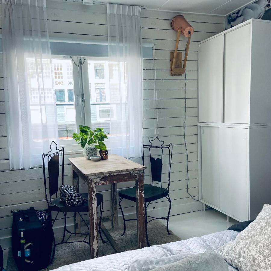 Bed and Breakfast Houseboat Bonnie Amsterdam Exterior foto