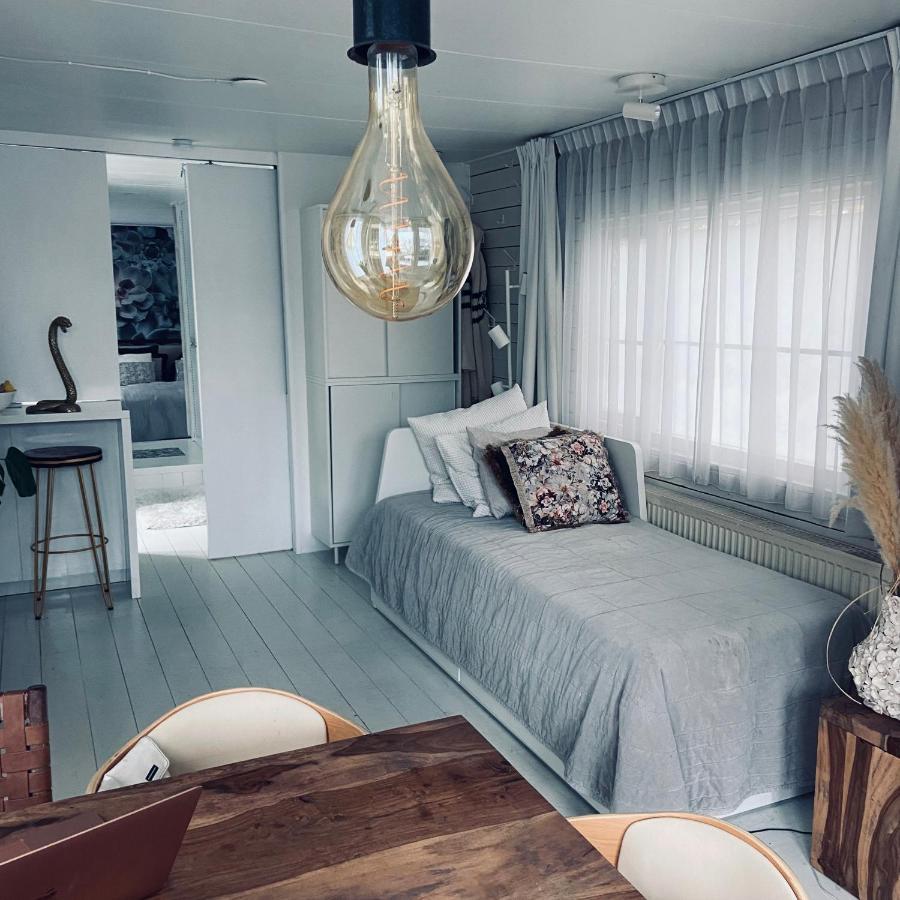 Bed and Breakfast Houseboat Bonnie Amsterdam Exterior foto